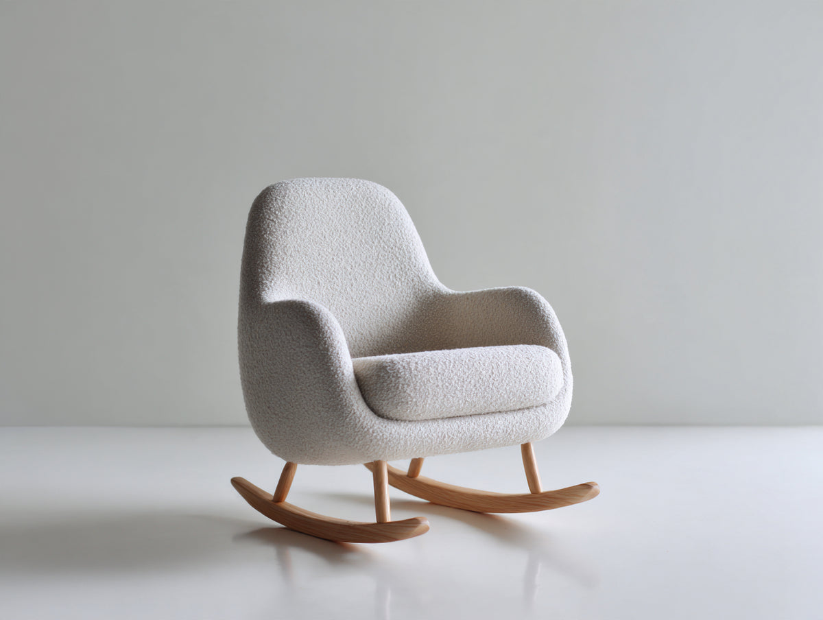 Schaukelstuhl mit Bouclé Bezug 80x88x92 cm - Creme-Natur - mit Armlehnen und Holzkufen - modernes Design