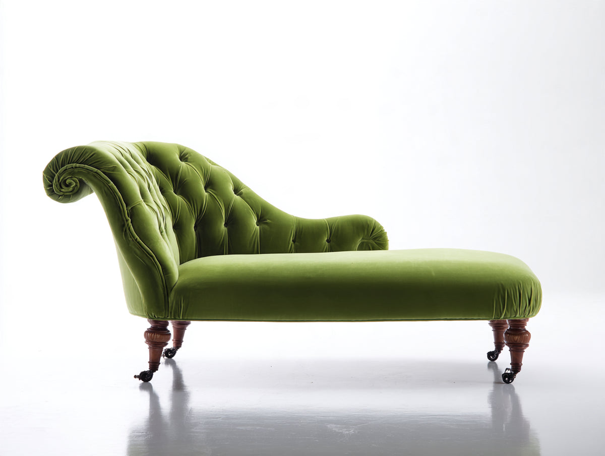 Chaiselongue mit Samtbezug 195x82x90 cm - Olivgrün - mit Knopfheftung und gerollter Rückenlehne - klassisches Design